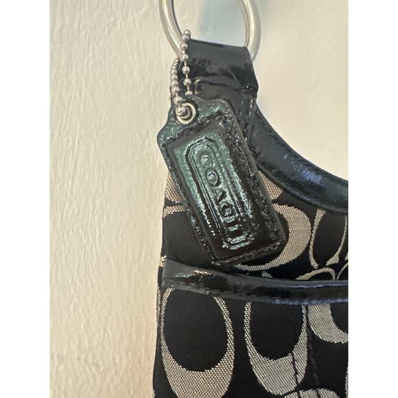 Coach Vintage Soho Black Leather and Signature C Canvas Shoulder/Tote Bag - Picture 3 of 6